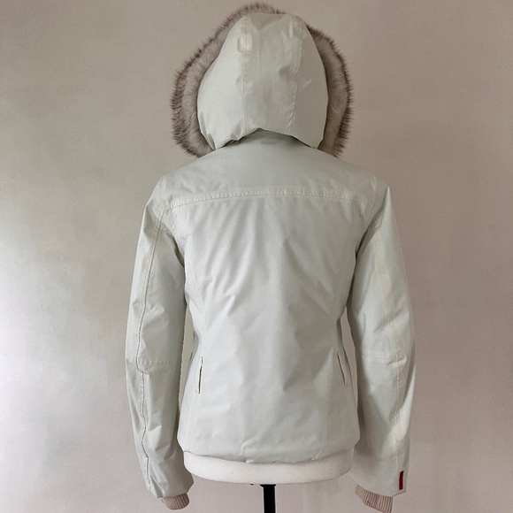 PRADA GORE-TEX FOX FUR SKI JACKET - Picture 8 of 14